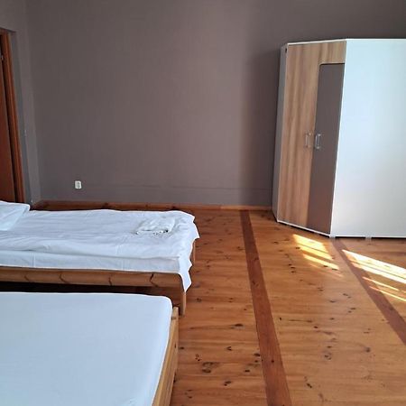 Feniks Pokoje Goscinne Malbork Quarto foto
